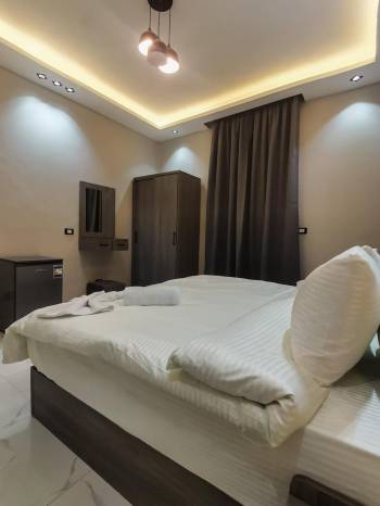Superior Queen Room12