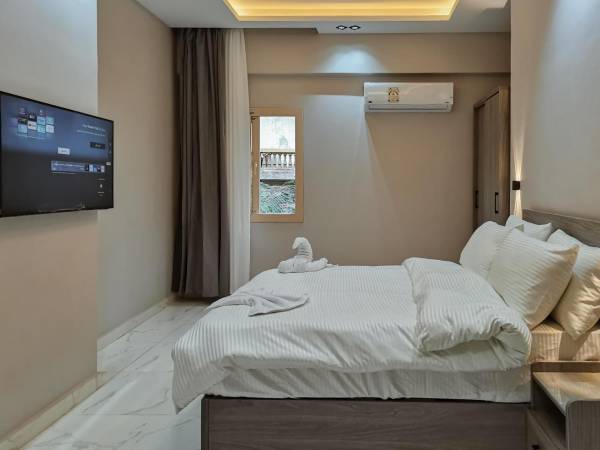 Superior Queen Room