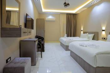 Superior Twin Room with City View32