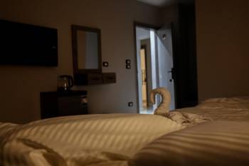 Comfort Triple Room with Shower1