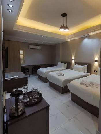 Comfort Triple Room with Shower10