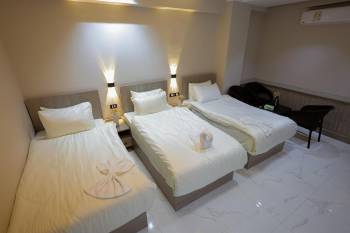 Comfort Triple Room with Shower24