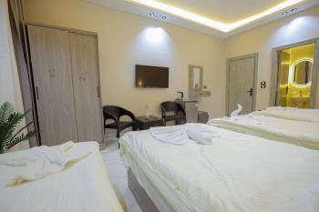 Superior Quadruple Room17